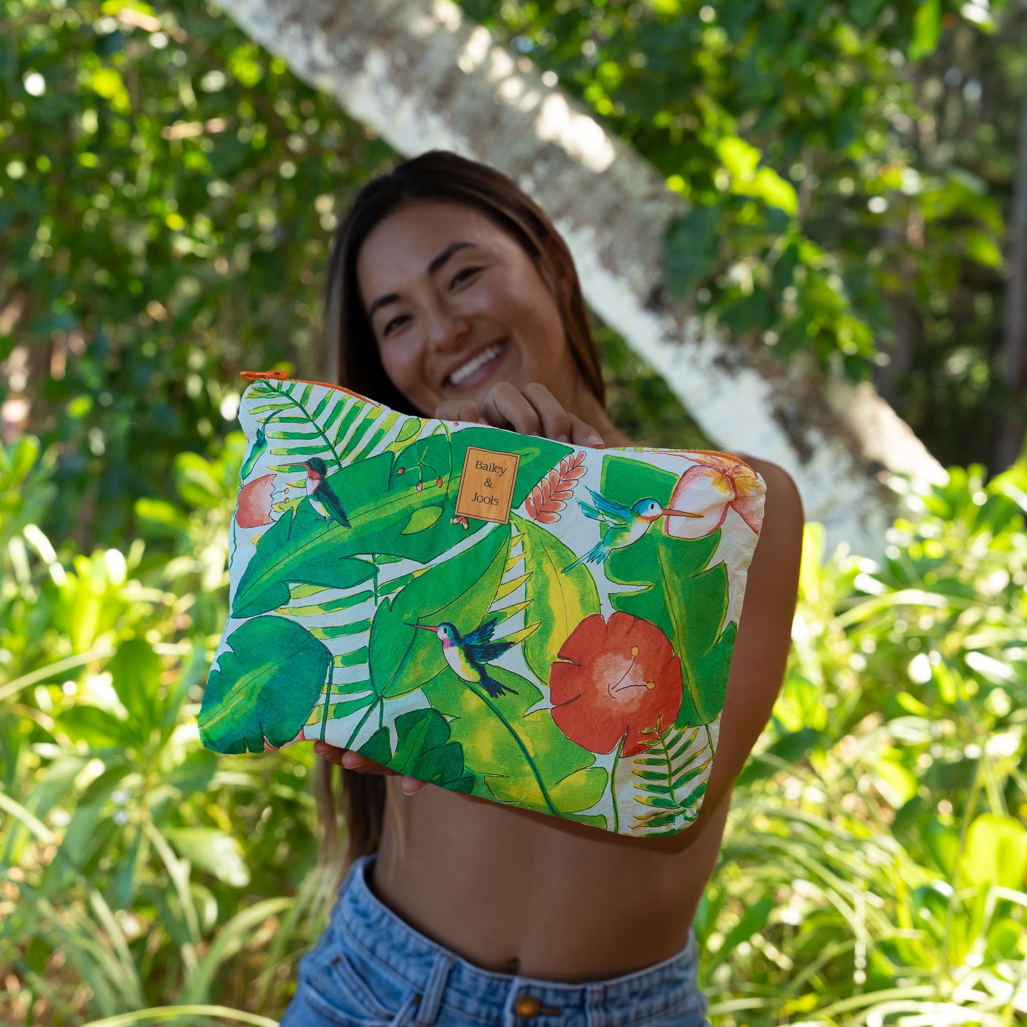 Large Pouch - Happy Hummingbird