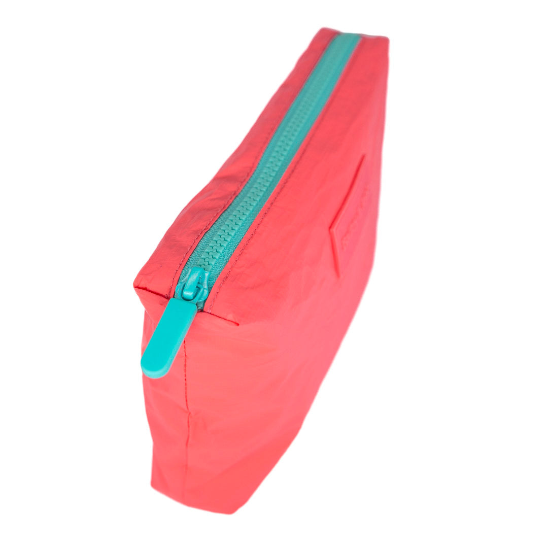 Mid Pouch - Essential Coral