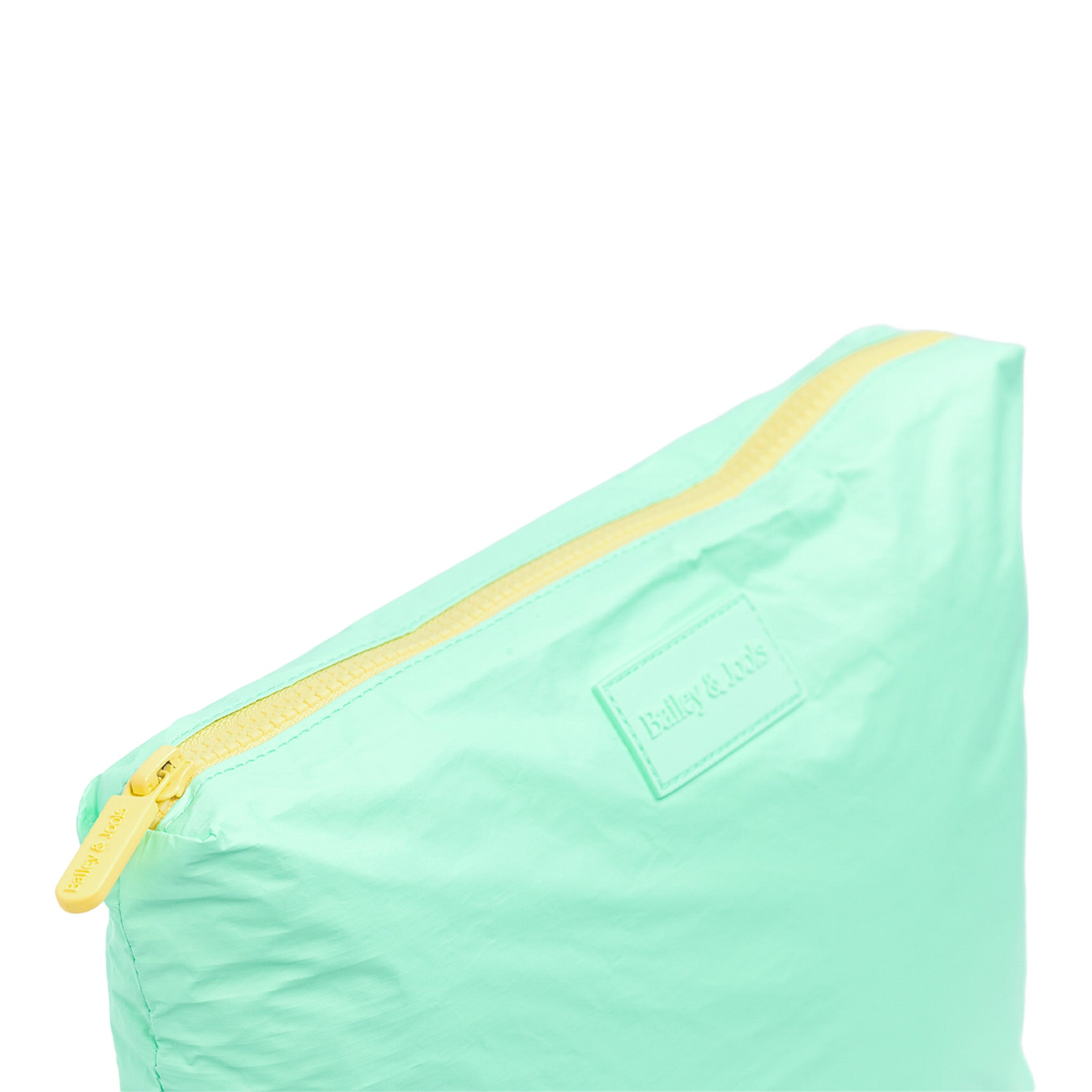 Large Pouch - Essential Mint