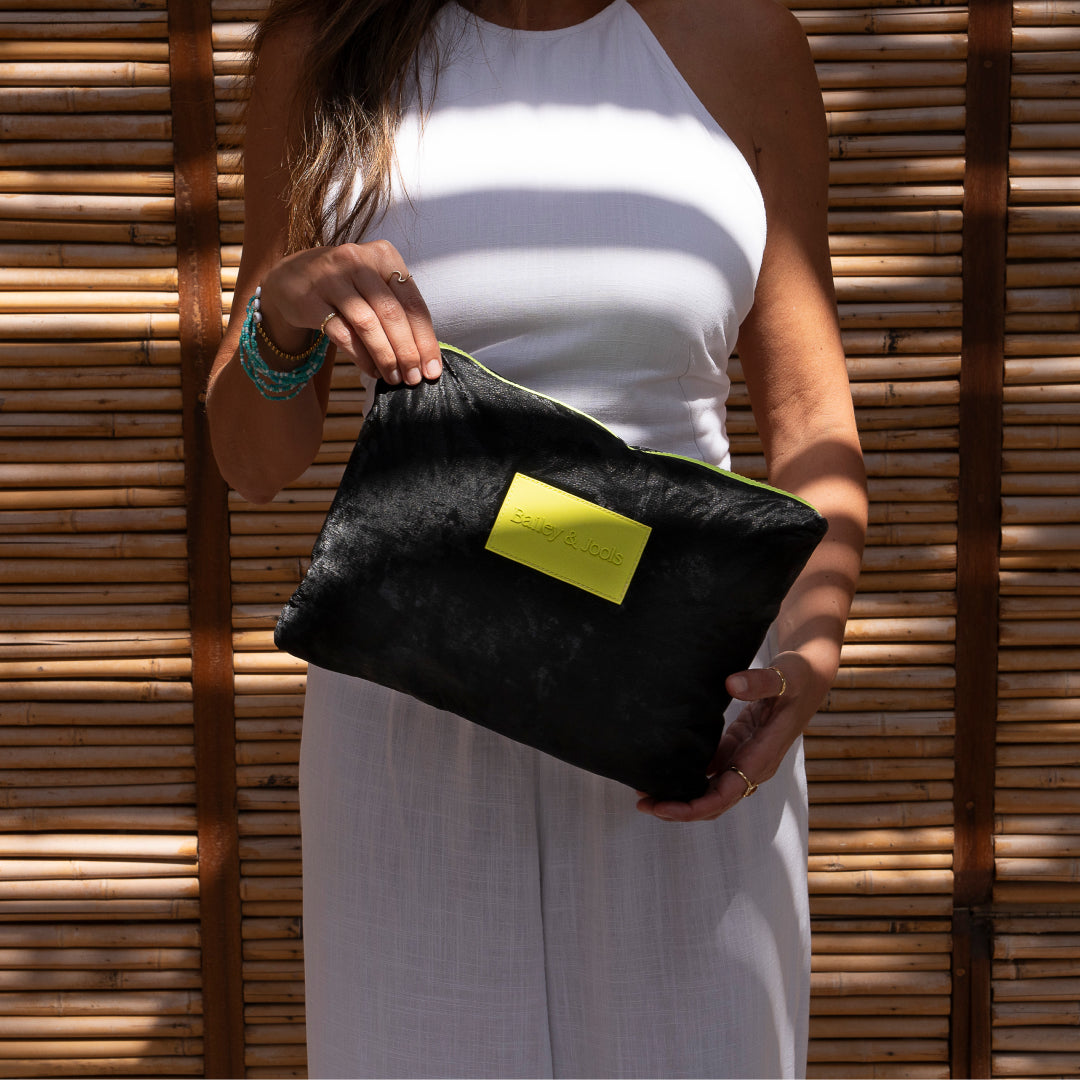 Large Pouch - Noir Chic