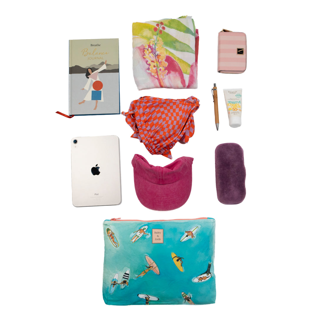 Large Pouch - Surfer's Paradise