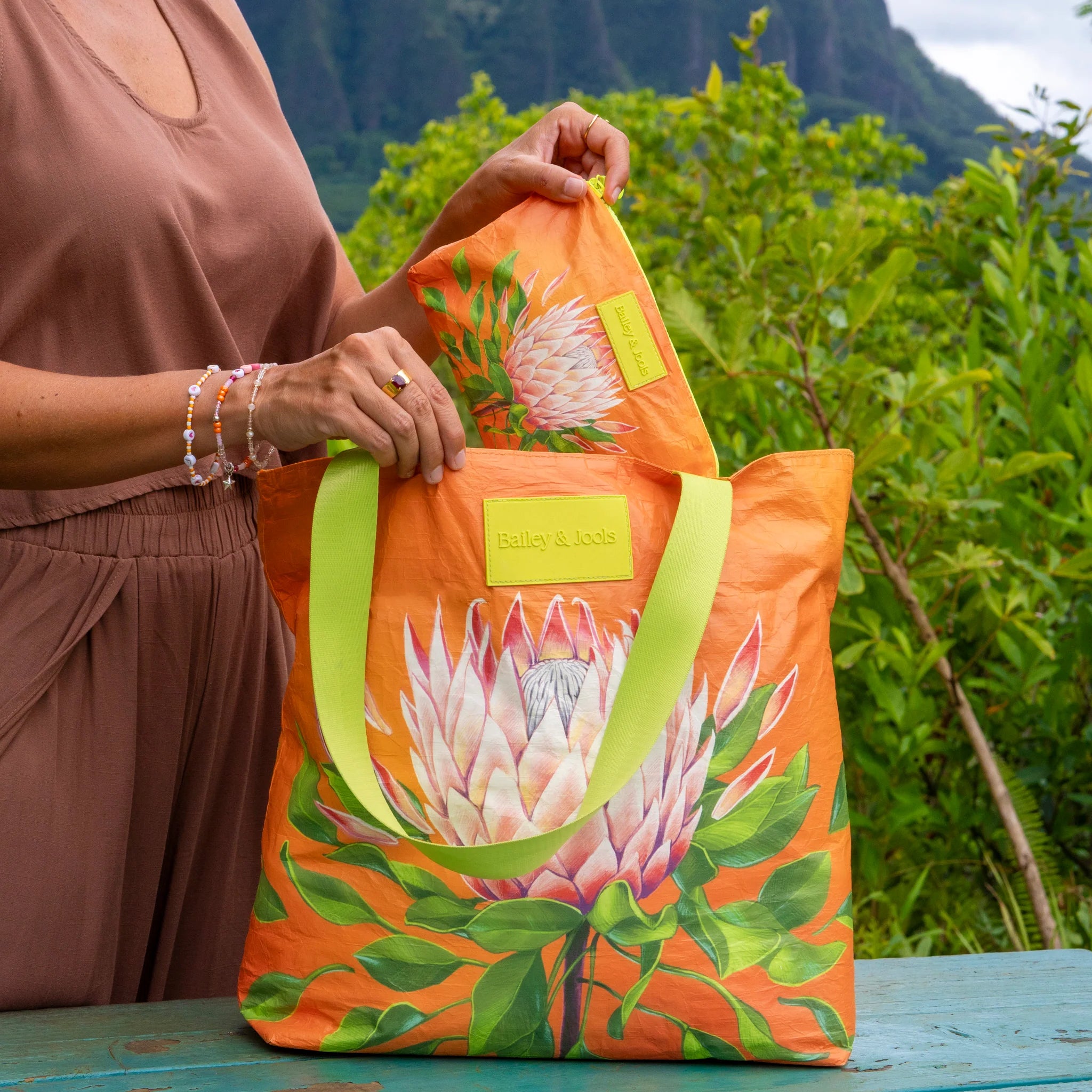 Set of 4: Daytripper Tote + Mid Size Pouch in Royal Protea and Large Pouch + Mini in Essential Green