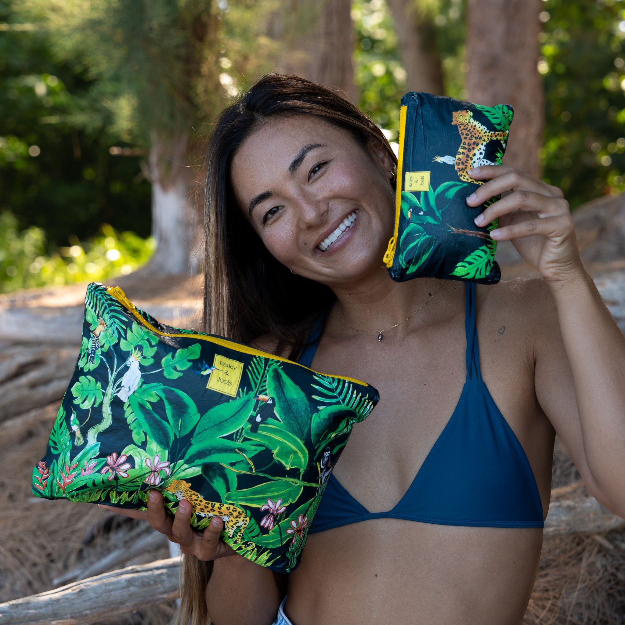 Large Pouch - Jungle Fever